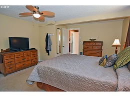 Floating Homes for Sale in Portland Oregon Floating Home 5 Photo 4