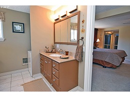Floating Homes for Sale in Portland Oregon Floating Home 5 Photo 12